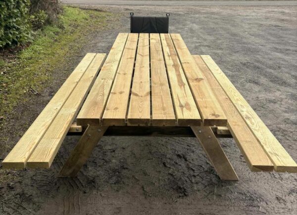 Table de pique-nique PMR 8 personnes